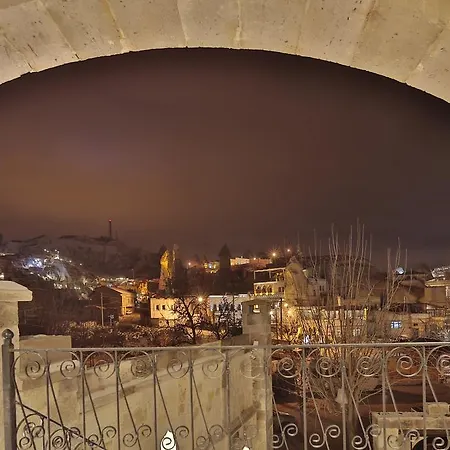 Aren Cave And Art Gallery 酒店 格雷梅