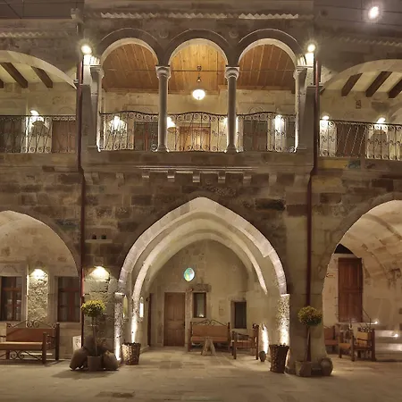 Aren Cave And Art Gallery 2*