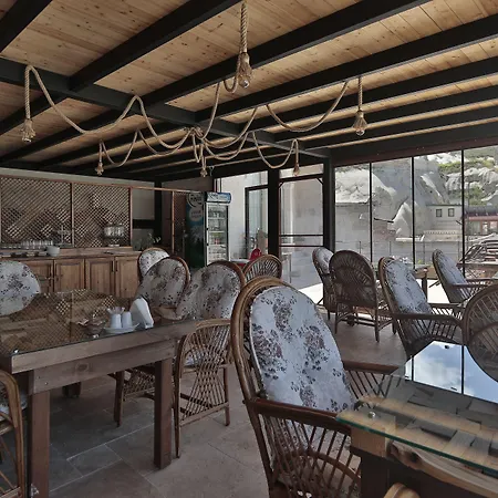 酒店 Aren Cave And Art Gallery 2*