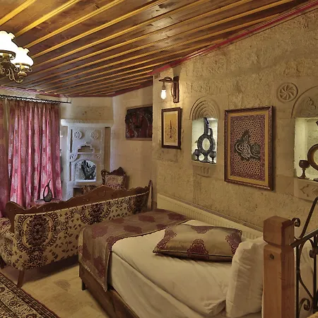 Hotel Aren Cave And Art Gallery Göreme