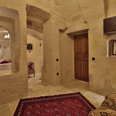 Aren Cave And Art Gallery Göreme