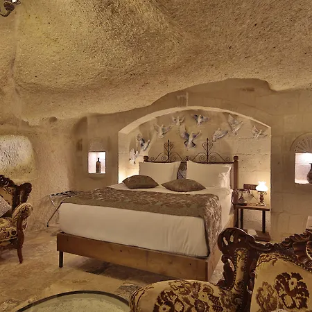 Aren Cave And Art Gallery 호텔