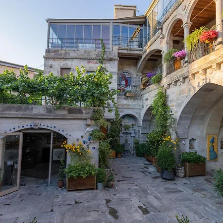 Hotel Aren Cave And Art Gallery Göreme