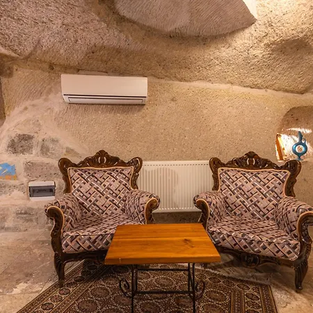 酒店 Aren Cave And Art Gallery 2*