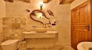 Aren Cave And Art Gallery 2*