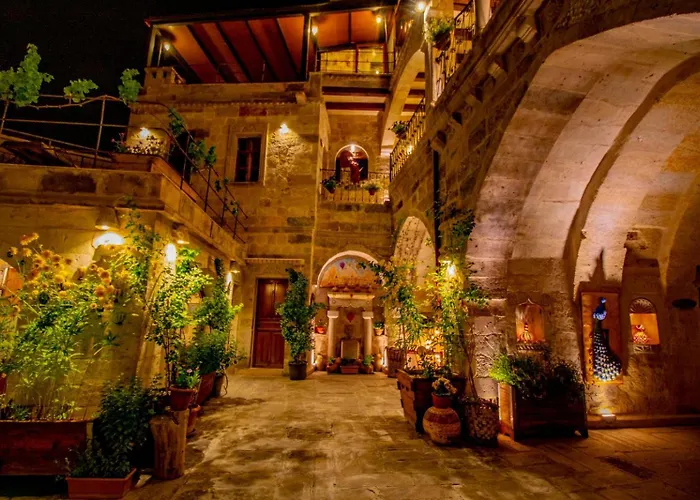 Aren Cave And Art Gallery Hotell 2*