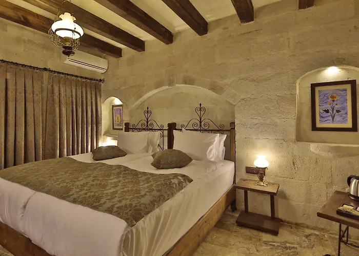 Hotell Aren Cave And Art Gallery Göreme