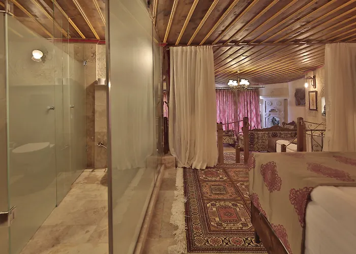 Hotell Aren Cave And Art Gallery Göreme